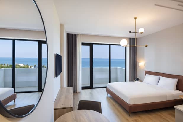 STEPS Batumi Hotel &amp; Suites Galeri